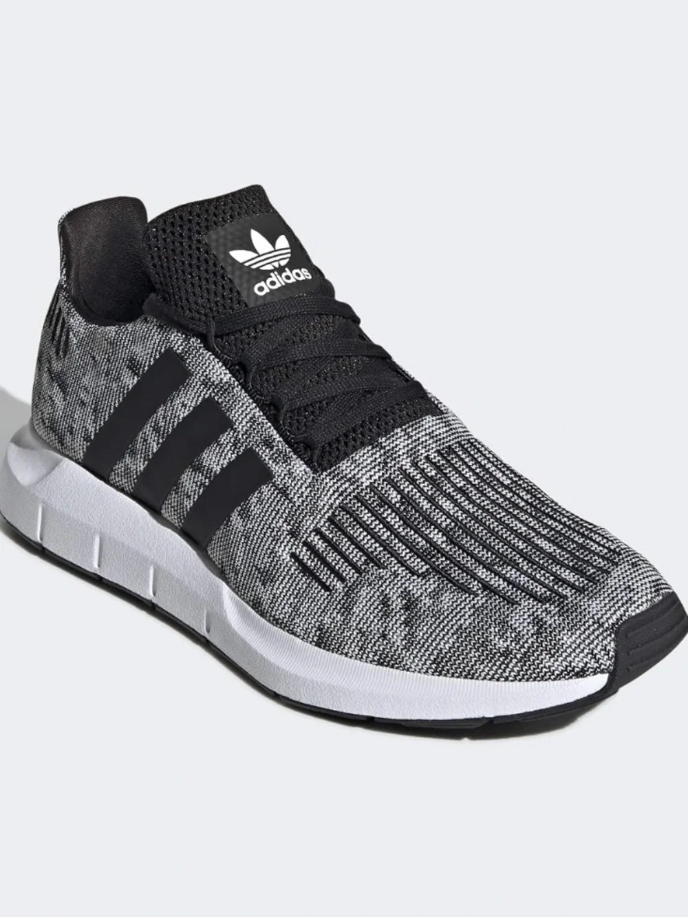 Adidas Men's Swift Run Legacy Running Shoes 11.5